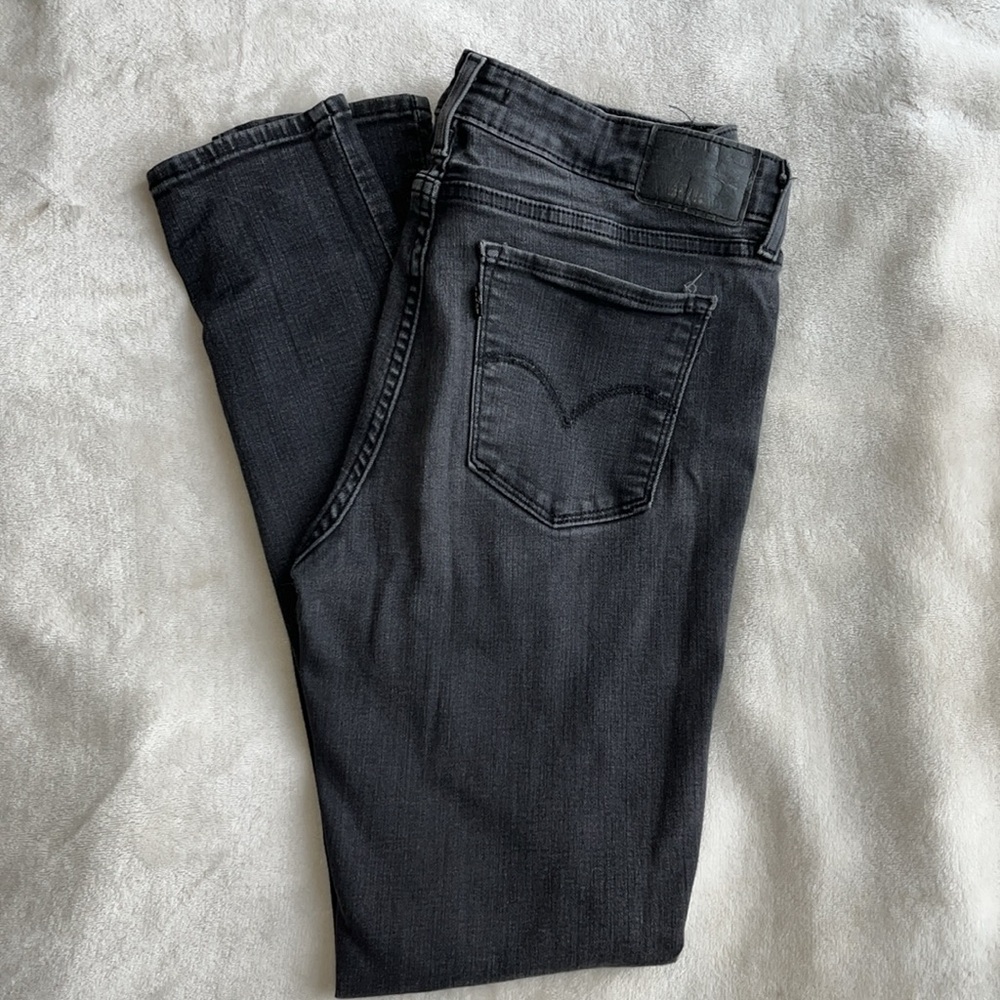 Levi’s 711 Skinny